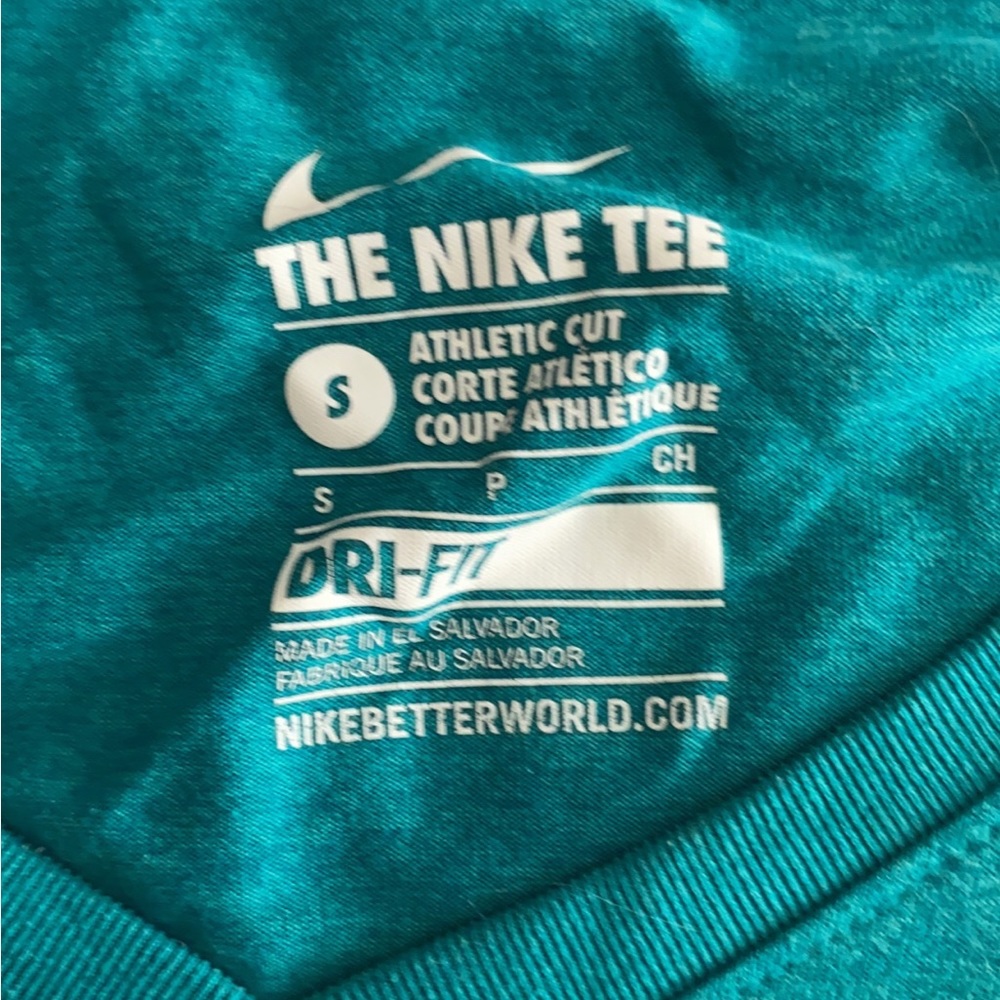 Nike tshirt